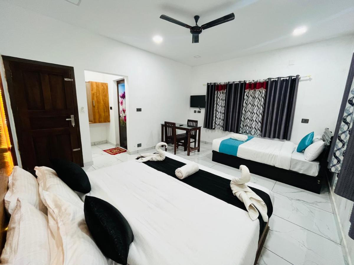 The Mountcourt Hotel Munnar Exterior photo